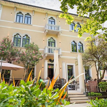 Degrassi Boutique Garni Hotel 이졸라 외부 사진